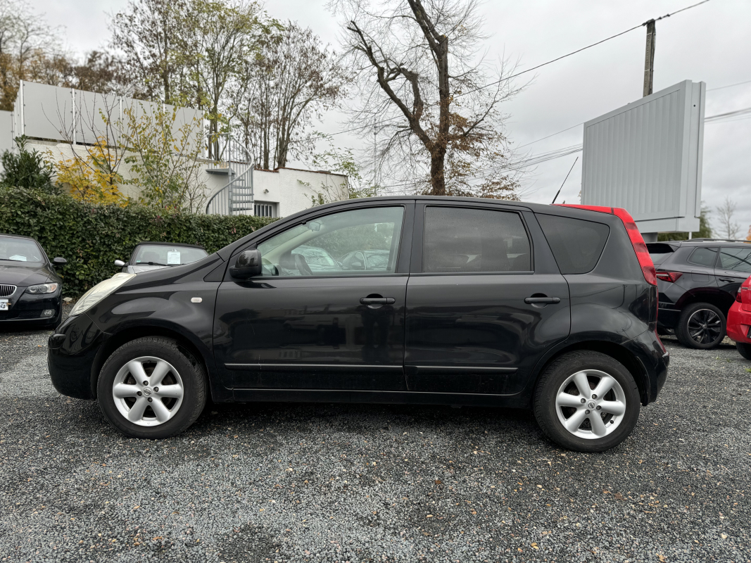 Nissan Note — 8