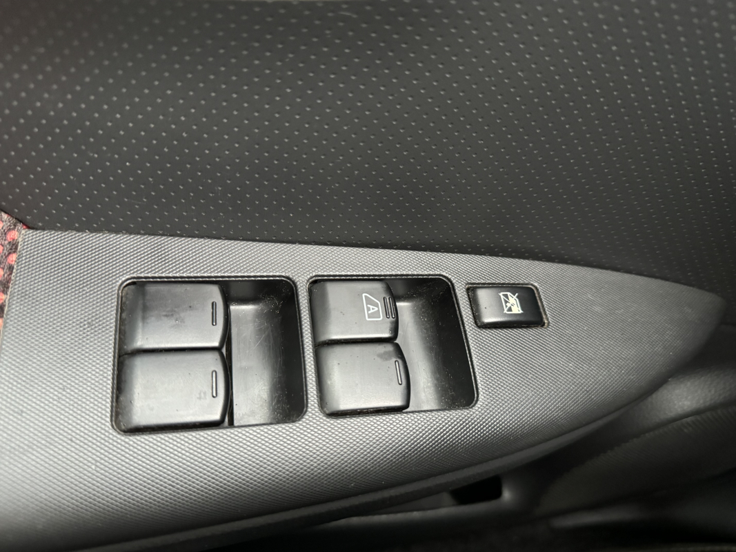 Nissan Note — 19