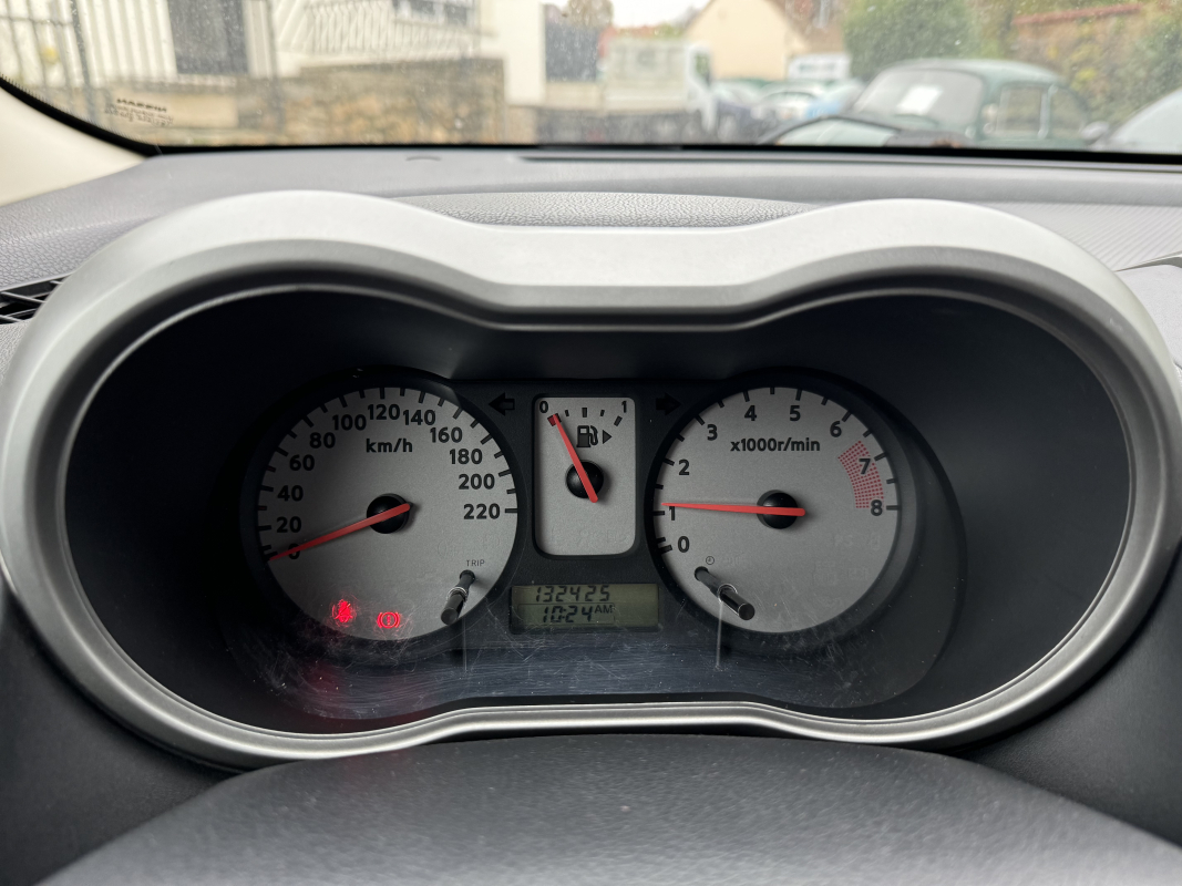 Nissan Note — 24