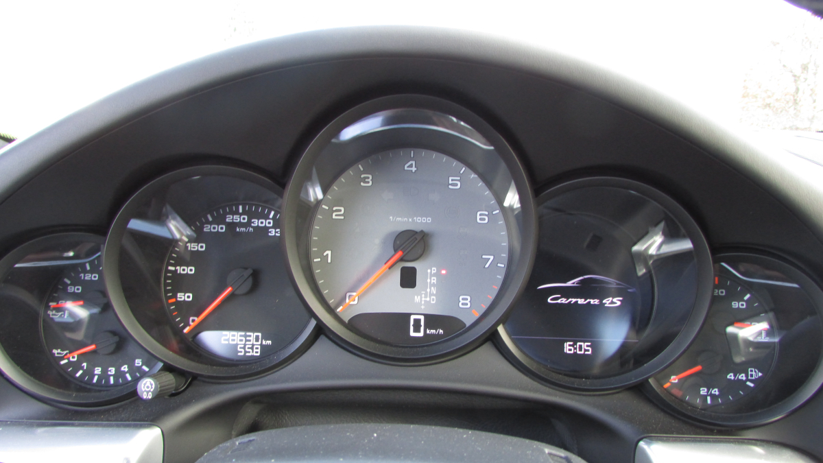 Porsche 911 — 17