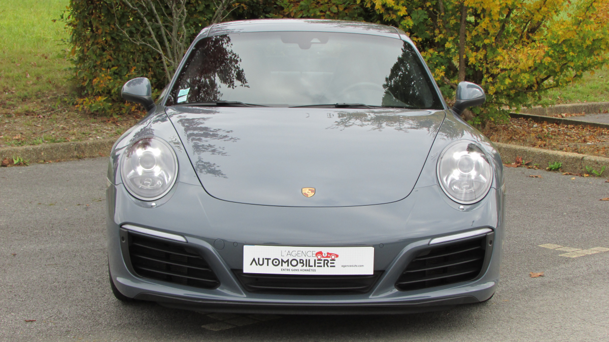 Porsche 911 — 2