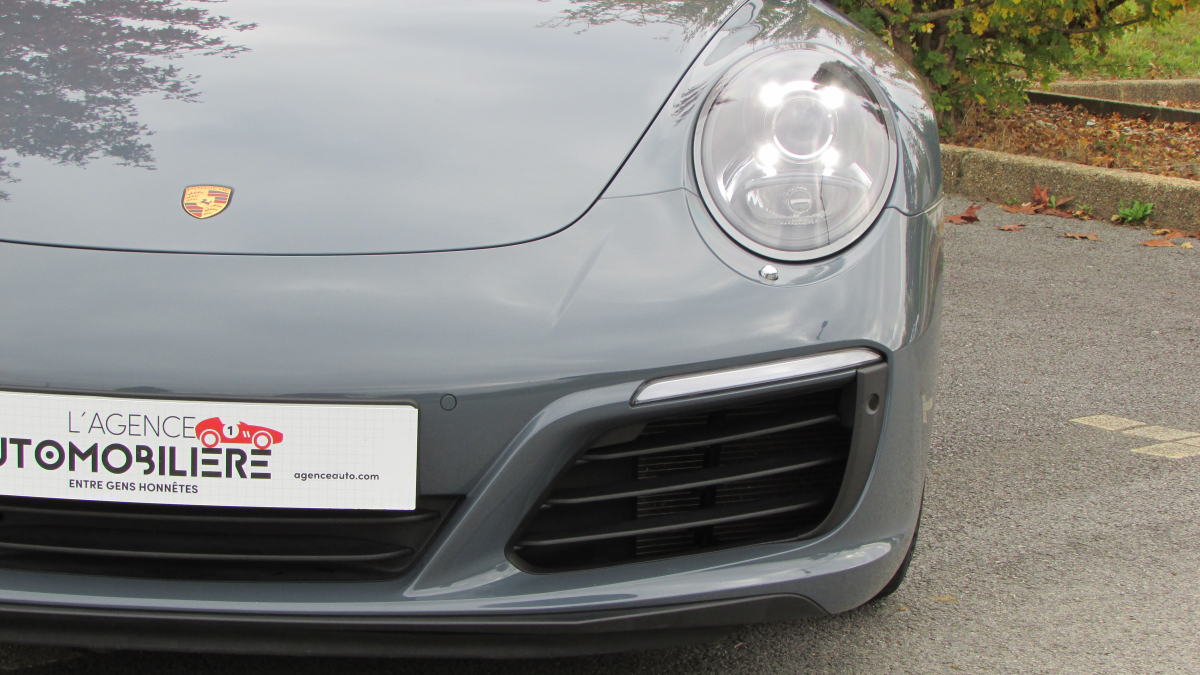 Porsche 911 — 7