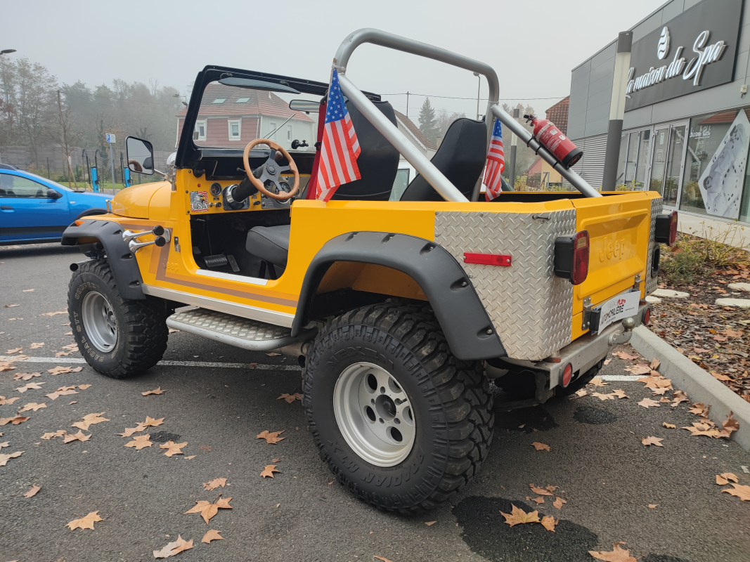 Jeep CJ — 3