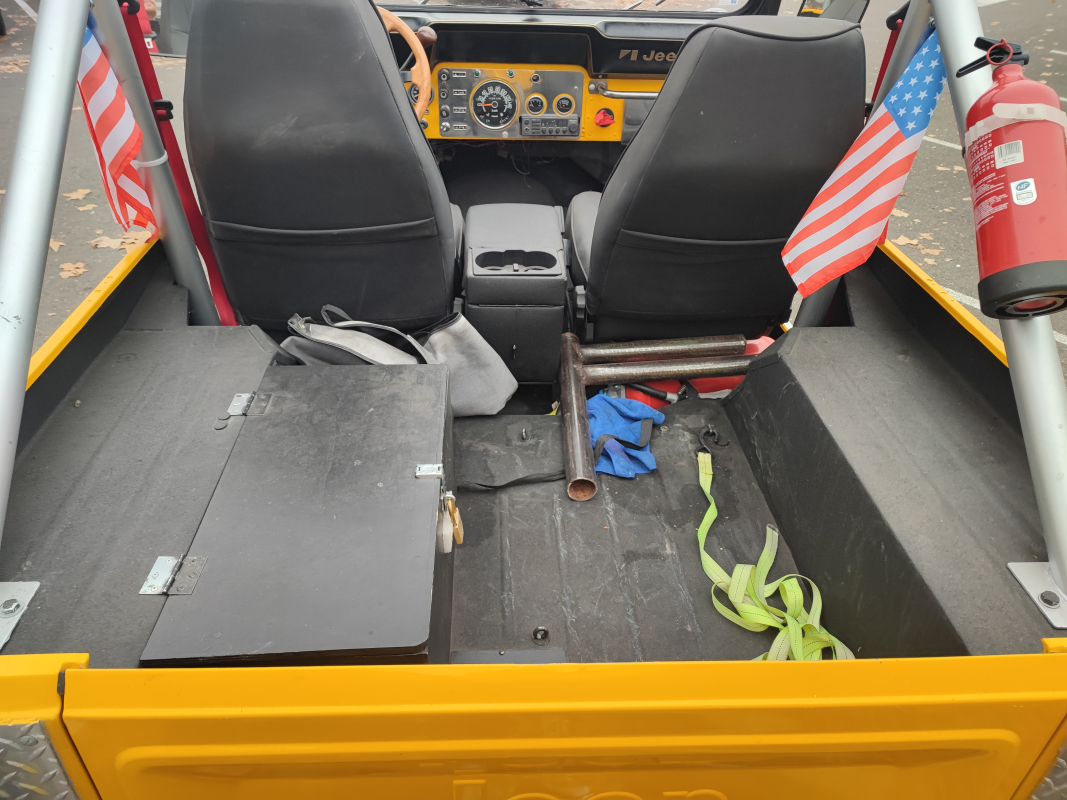 Jeep CJ — 12