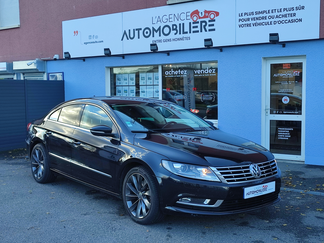 Volkswagen Passat CC — 31