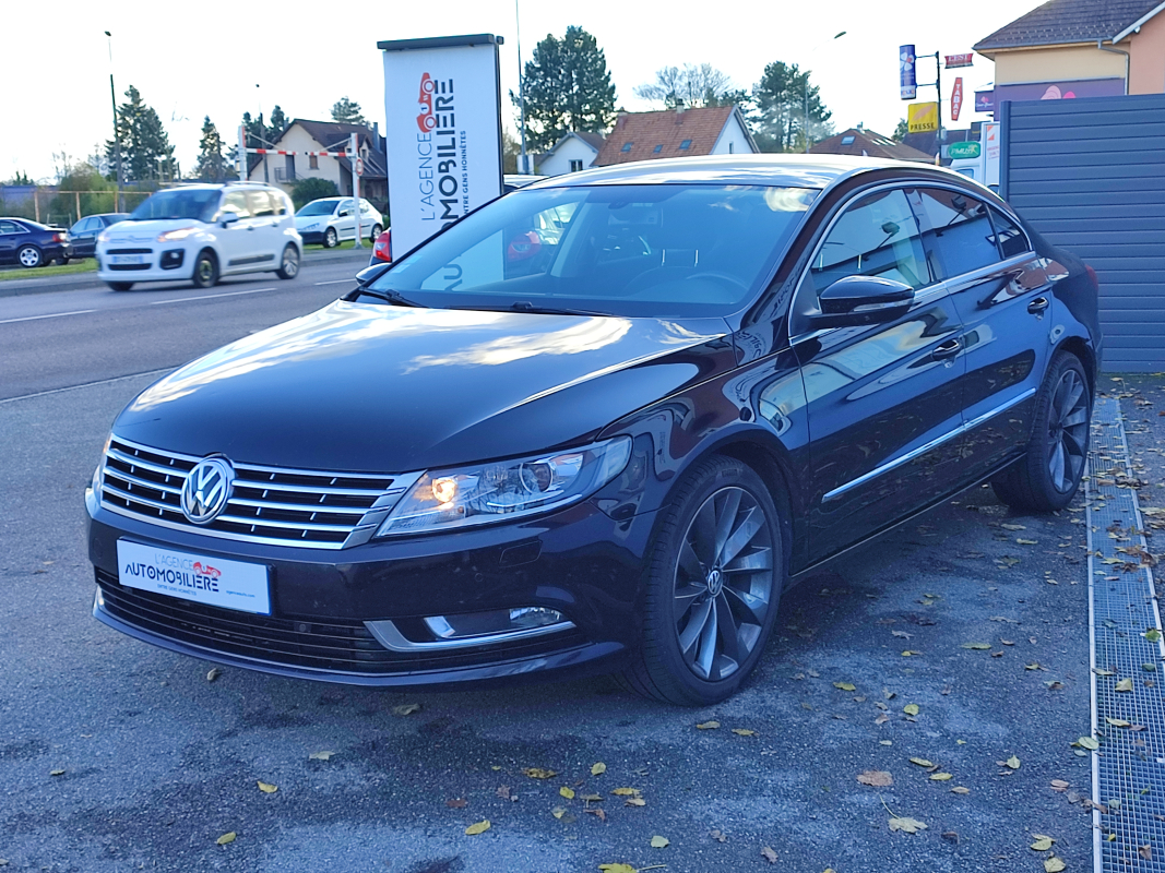 Volkswagen Passat CC — 32