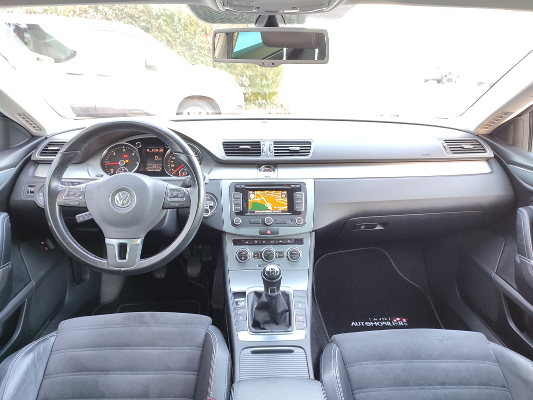 Volkswagen Passat CC — 21