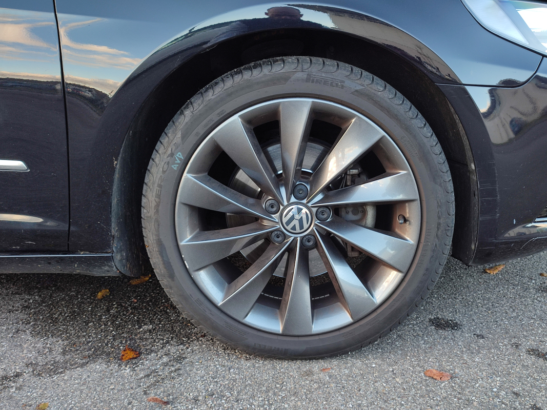 Volkswagen Passat CC — 28