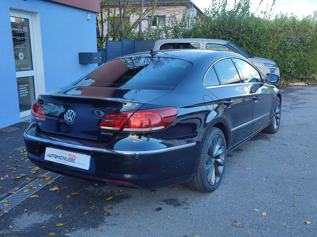 Volkswagen Passat CC — 33