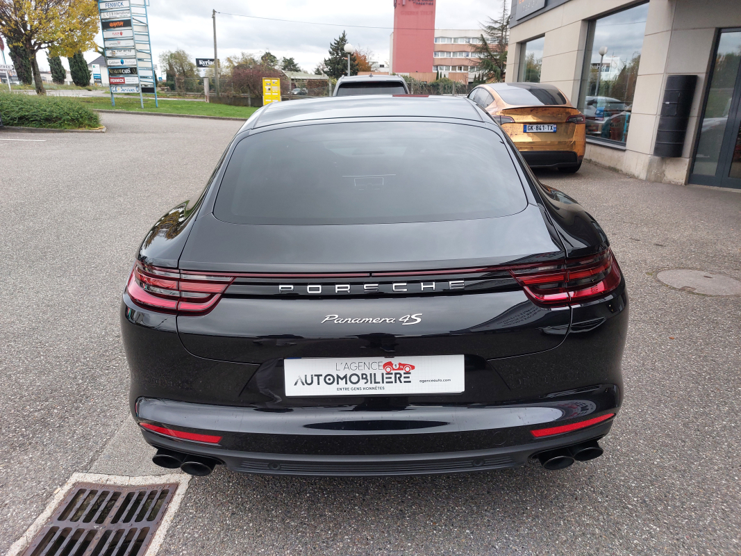 Porsche Panamera — 7