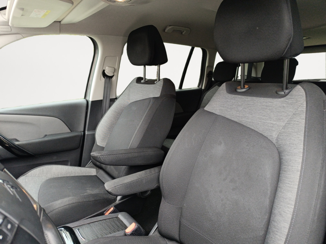 Citroen Grand C4 Picasso — 13