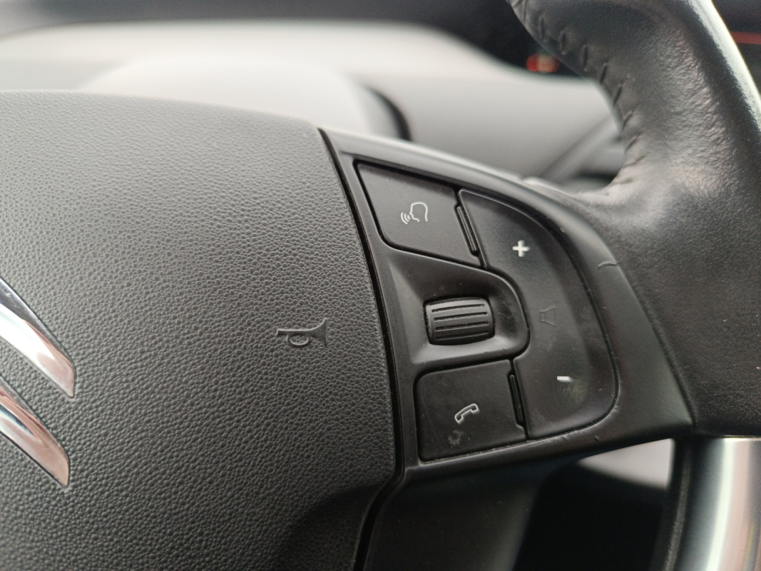 Citroen Grand C4 Picasso — 28