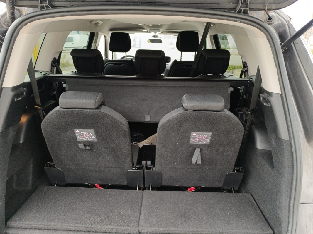 Citroen Grand C4 Picasso — 11