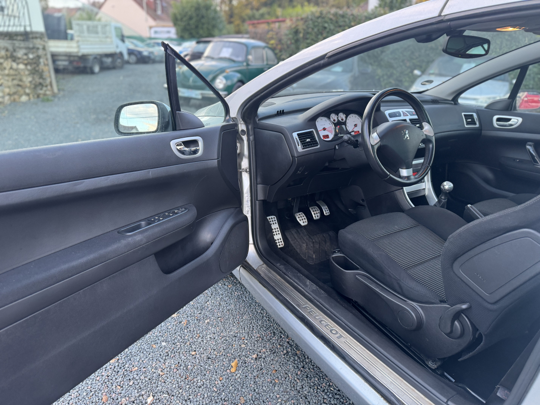 Peugeot 307 — 12