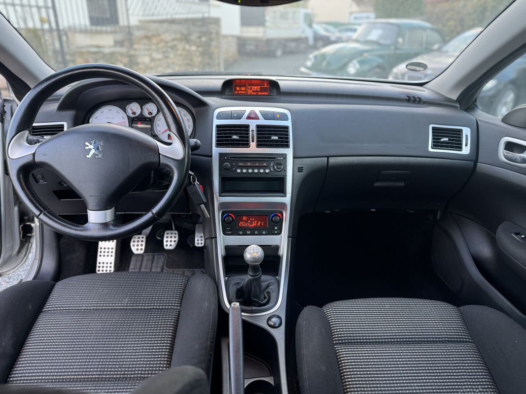 Peugeot 307 — 15