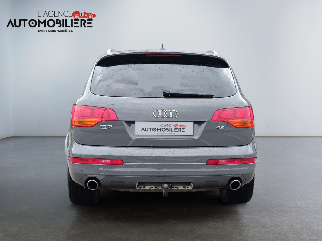Audi Q7 — 4