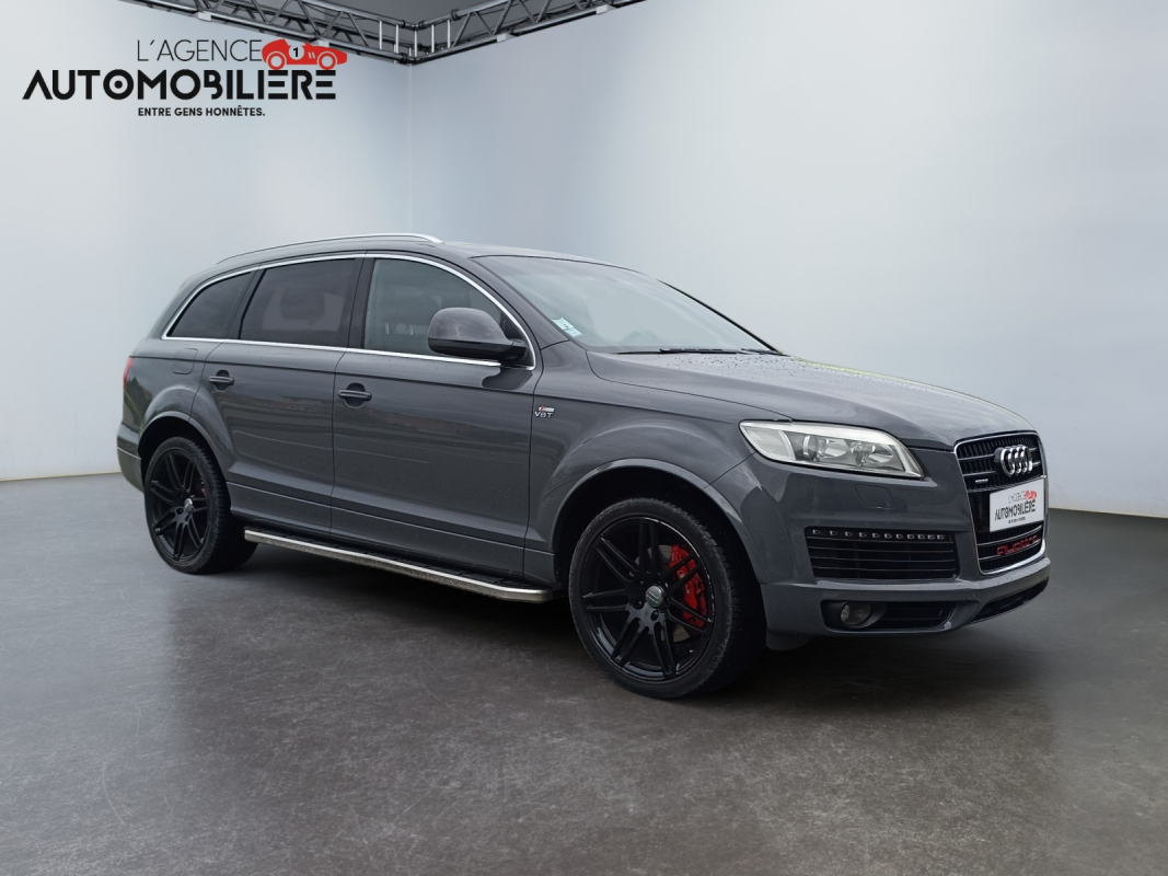 Audi Q7 — 7