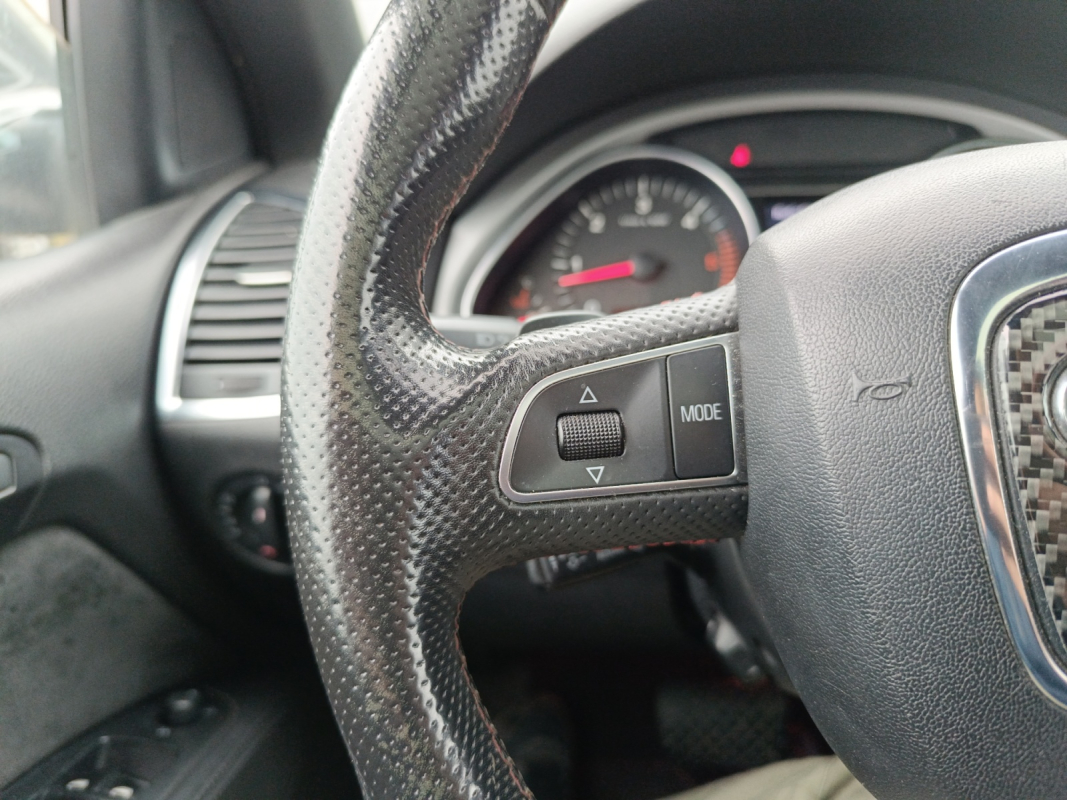 Audi Q7 — 27