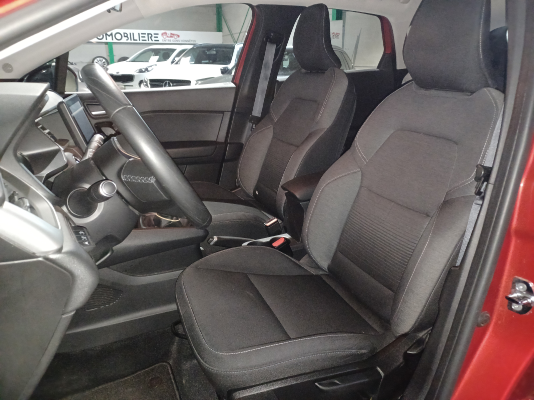 Renault Captur — 11
