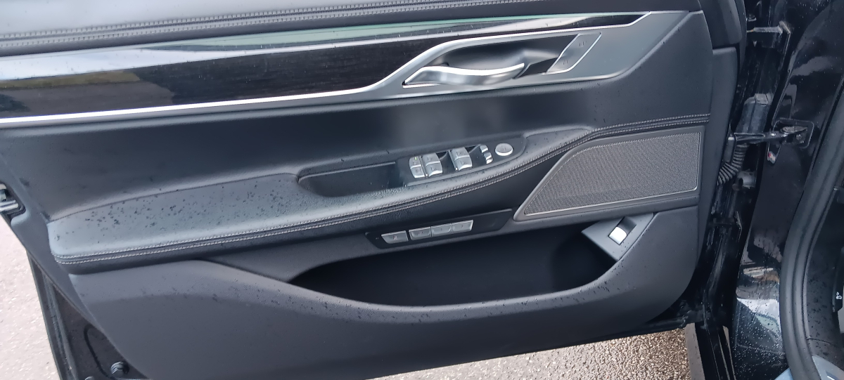 Bmw Série 7 — 17