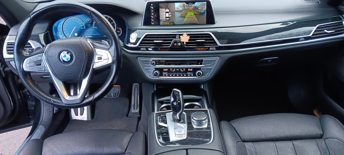 Bmw Série 7 — 9