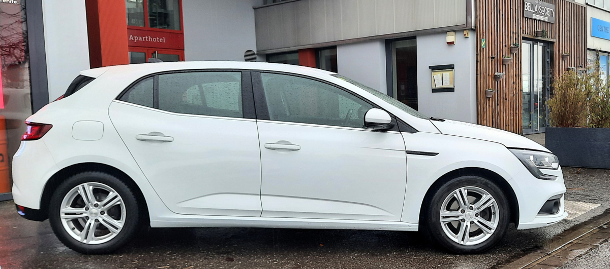Renault Megane — 8