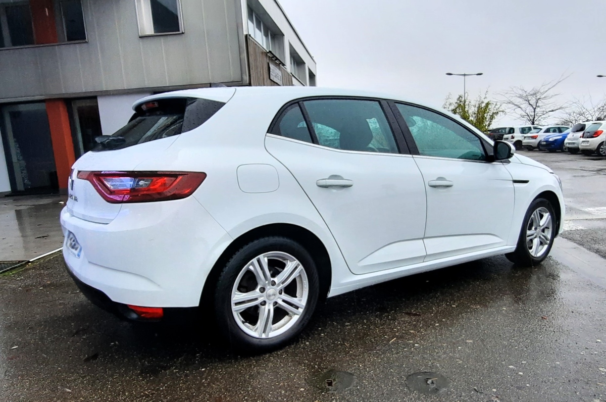 Renault Megane — 7