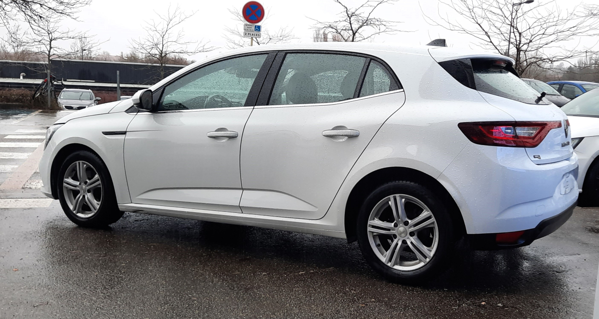 Renault Megane — 5