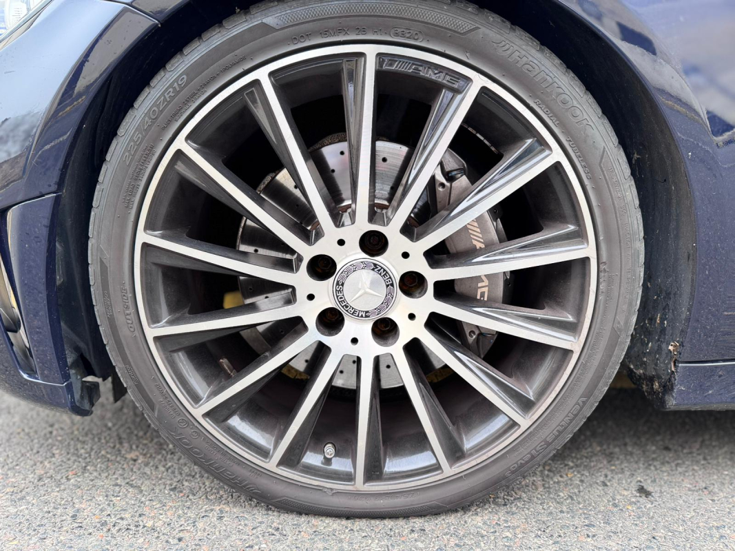 Mercedes Classe C — 28