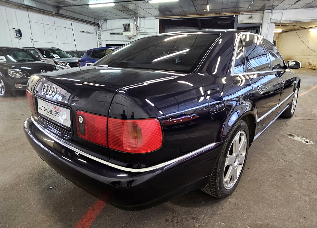 Audi S8 — 4