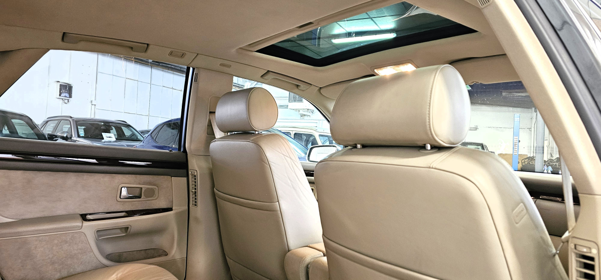 Audi S8 — 13