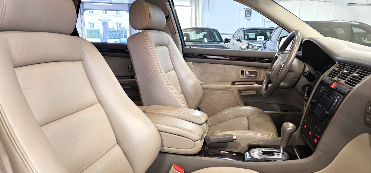 Audi S8 — 10