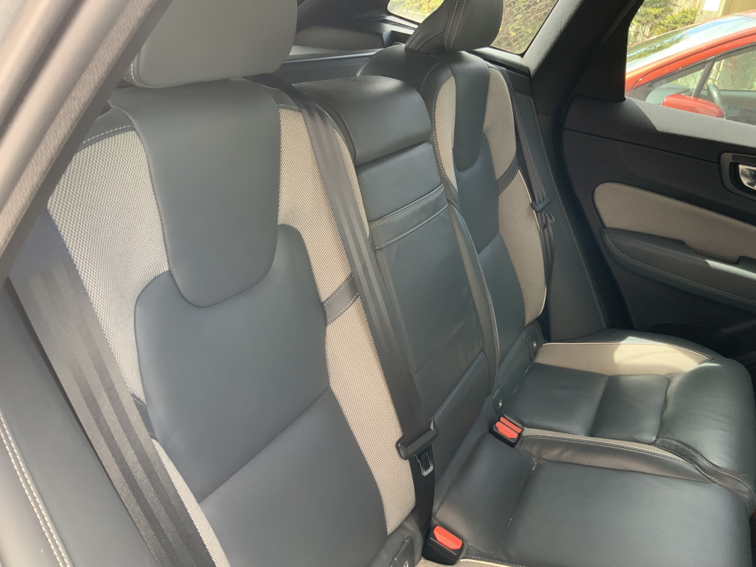 Volvo XC60 — 7
