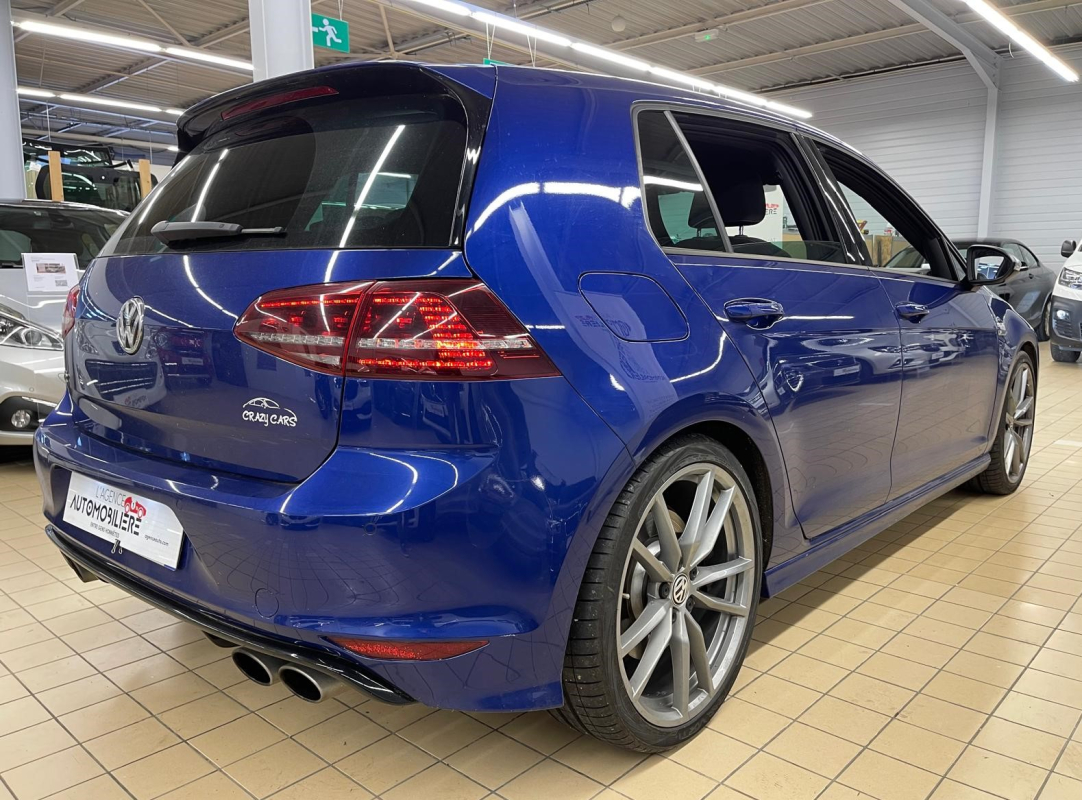 Volkswagen Golf — 8