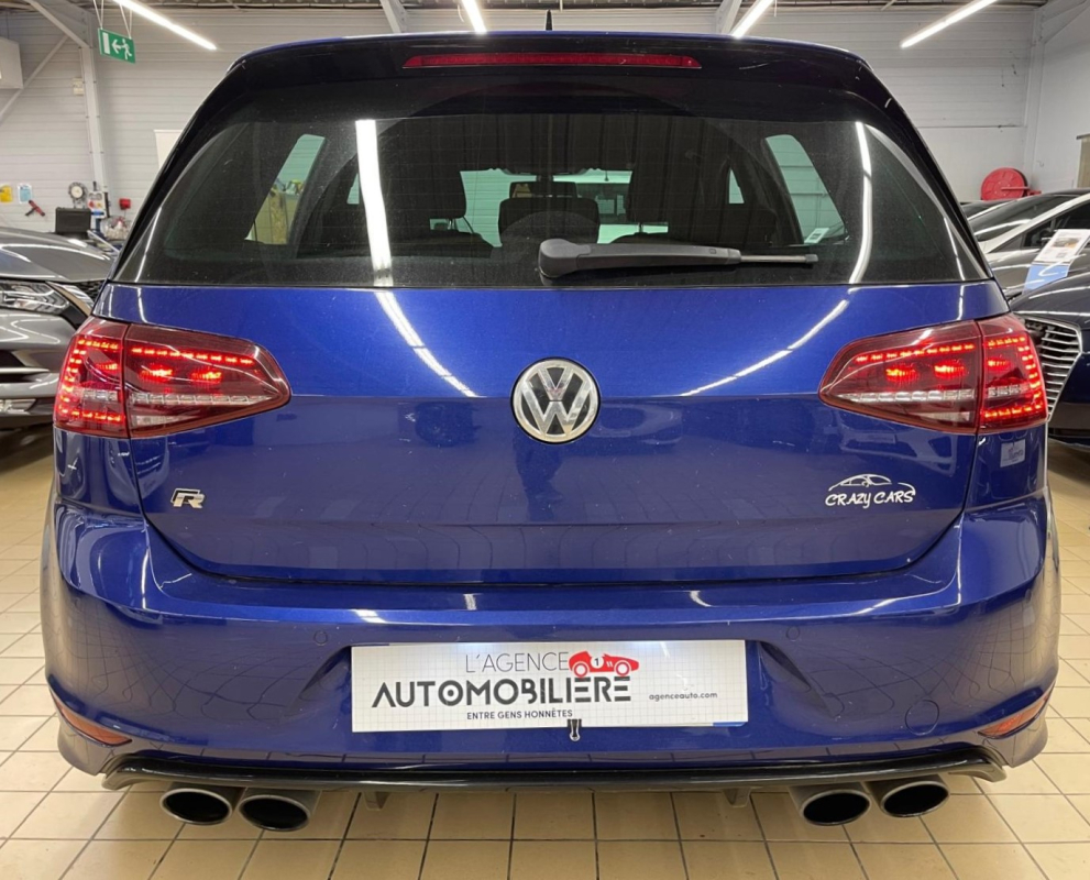 Volkswagen Golf — 10