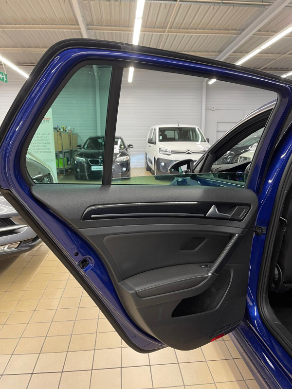 Volkswagen Golf — 34