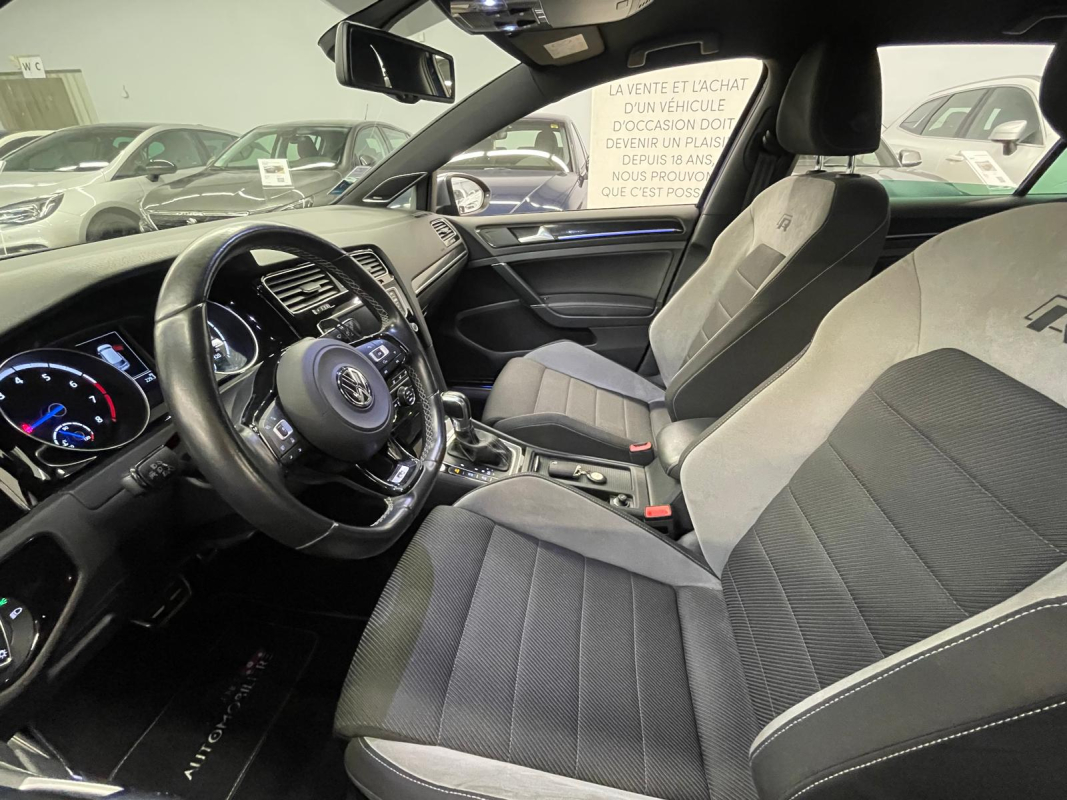 Volkswagen Golf — 20