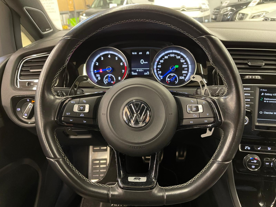 Volkswagen Golf — 18