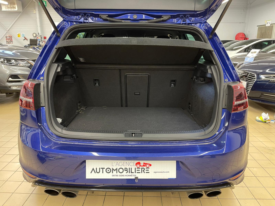 Volkswagen Golf — 13