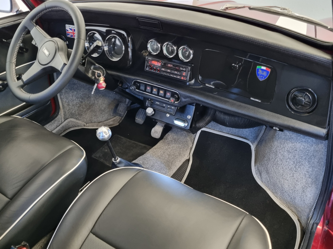 Austin Mini — 33