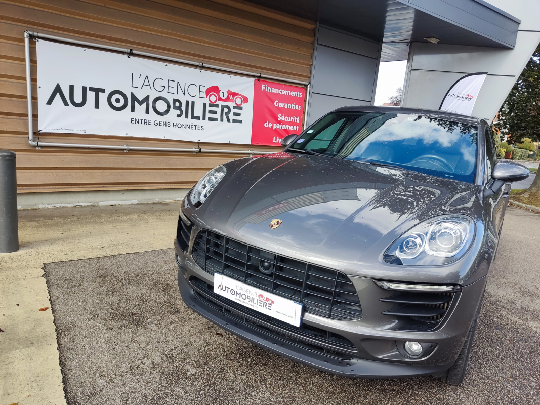 Porsche Macan — 3