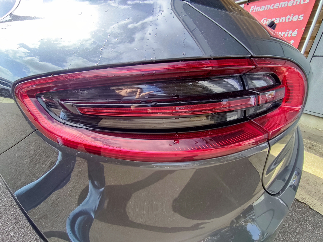 Porsche Macan — 38