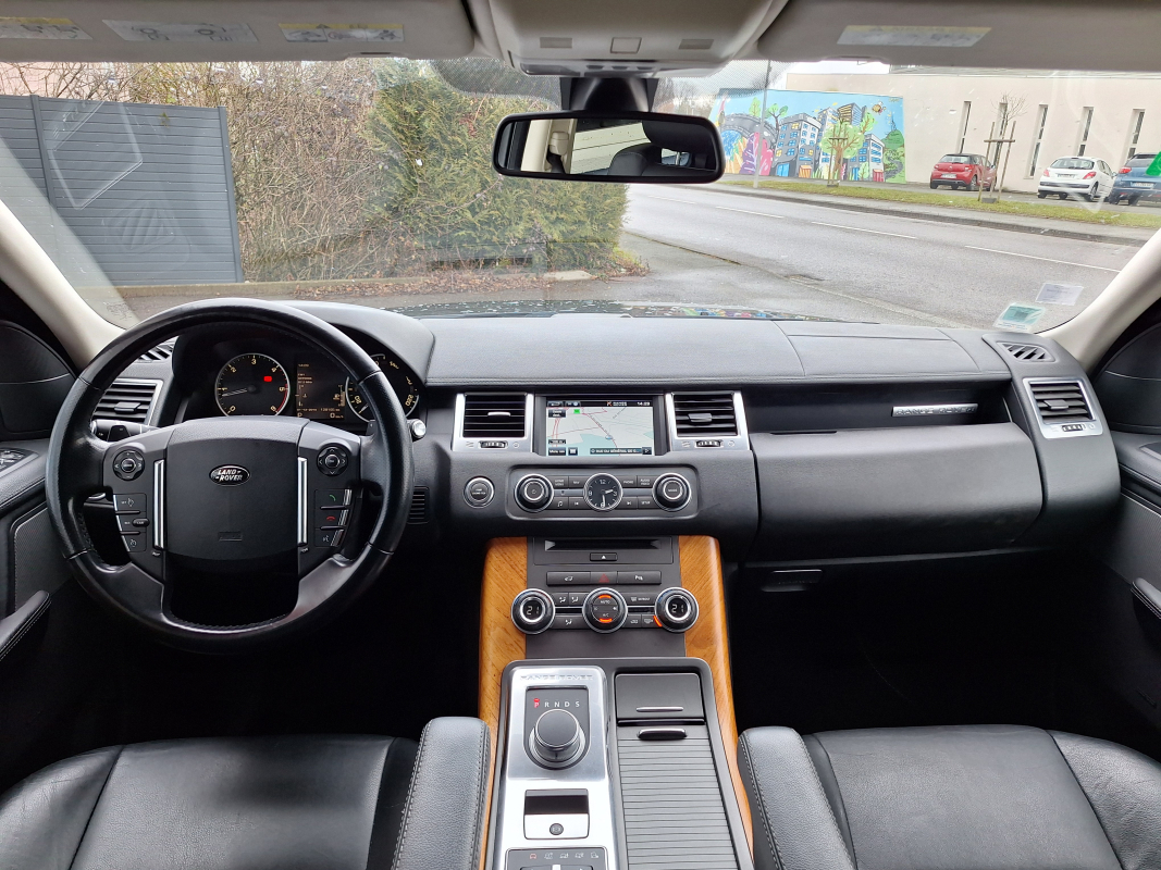 Land Rover Range Rover Sport — 10