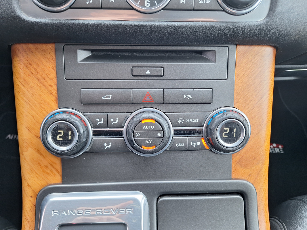 Land Rover Range Rover Sport — 23