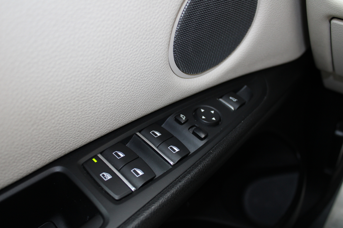 Bmw X5 — 28