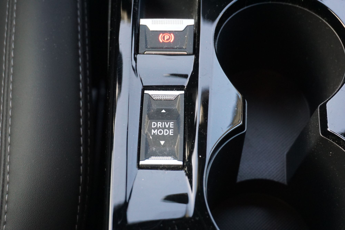 Peugeot 208 — 43