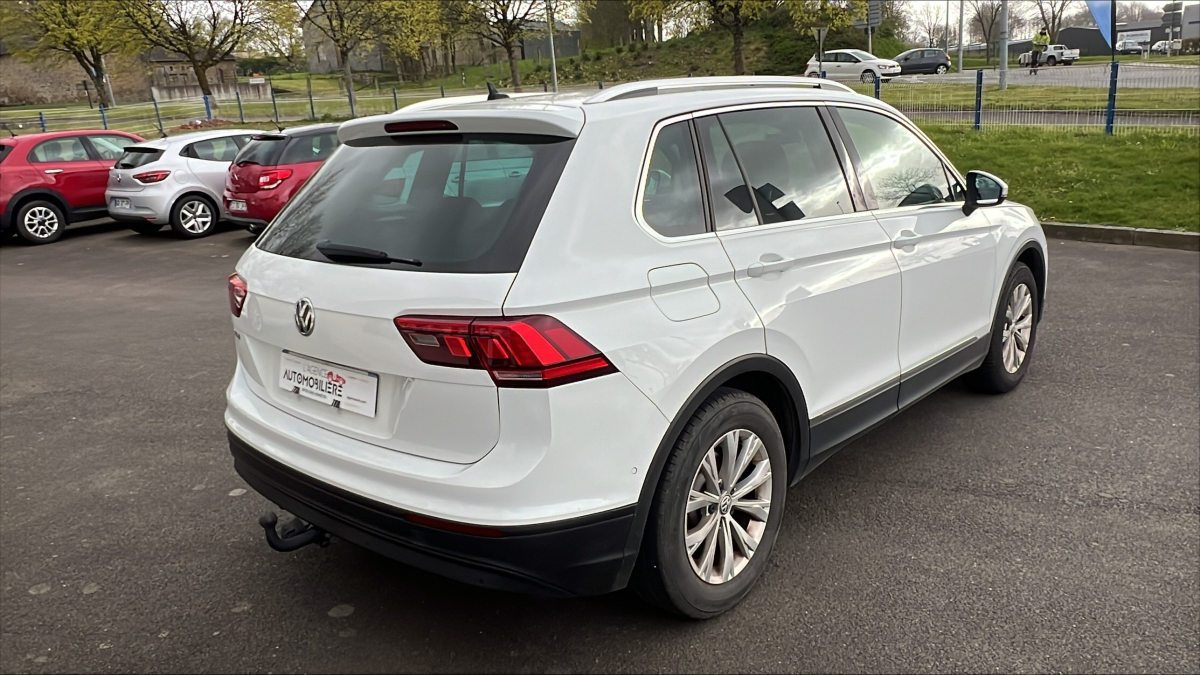Volkswagen Tiguan — 7