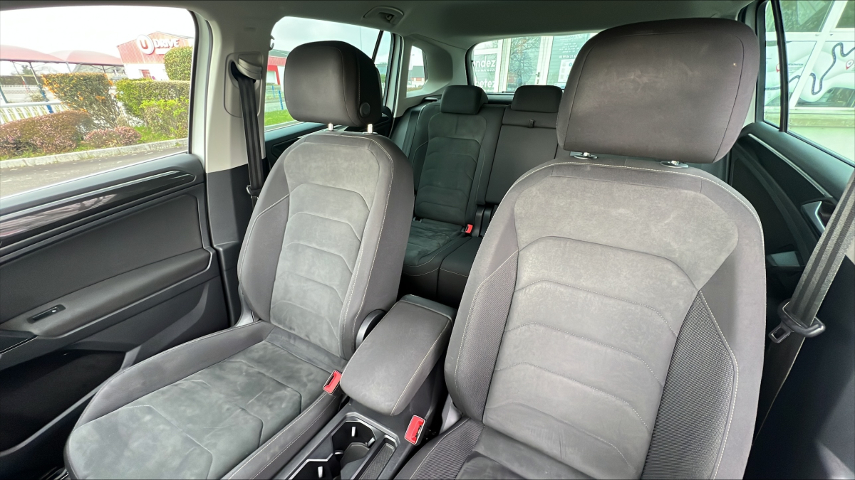 Volkswagen Tiguan — 17