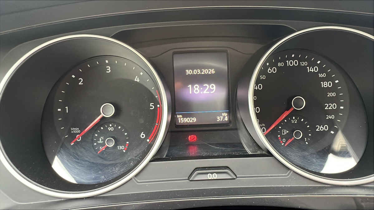 Volkswagen Tiguan — 13