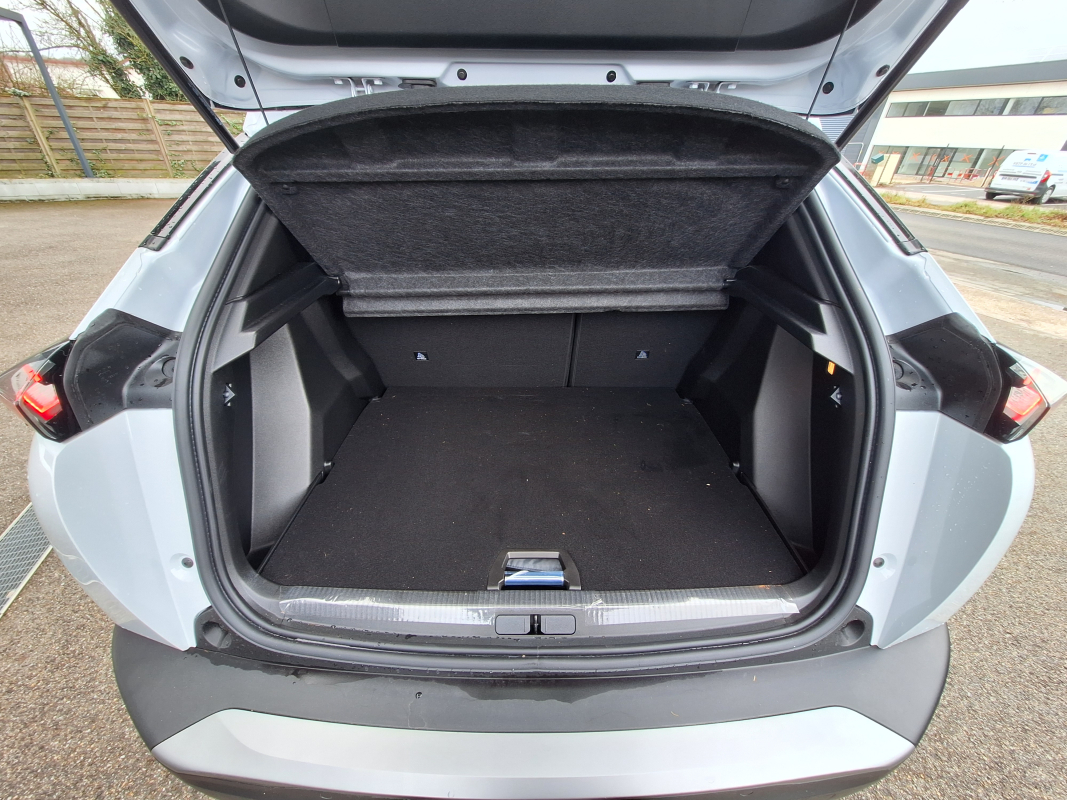 Peugeot 2008 — 47